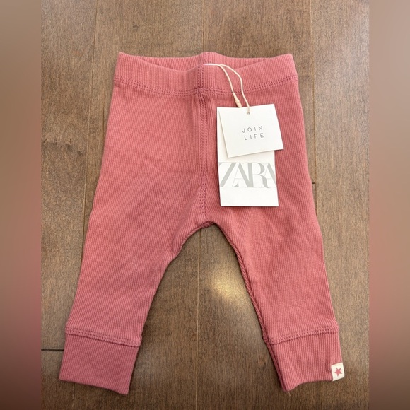 4/$20 Zara NWT Cozy Pink newborn waffle knit leggings- size 1-3 months - Picture 2 of 4